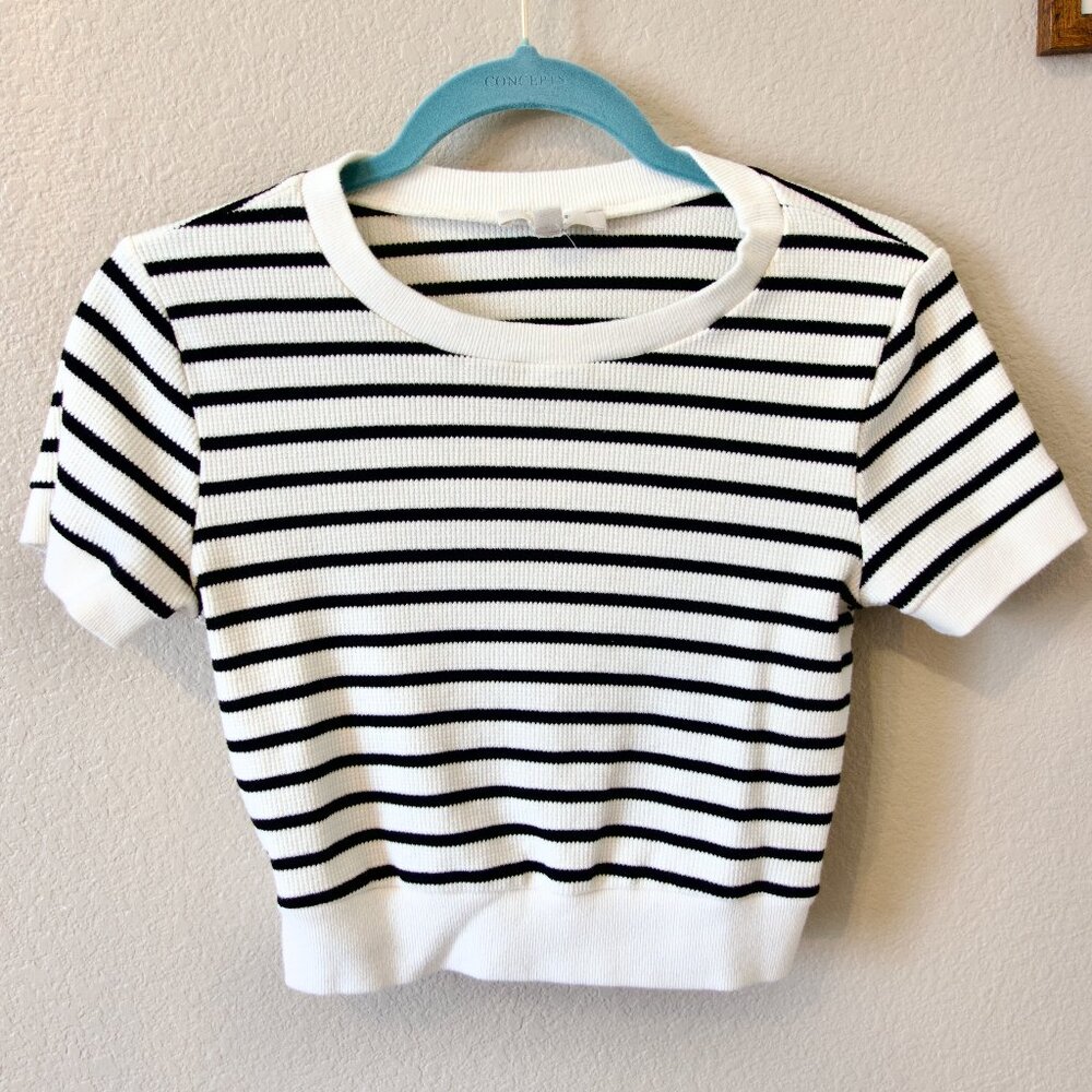 Atelier by Kirious Women's Striped Short Sleeve Knit Cropped Top - Size M